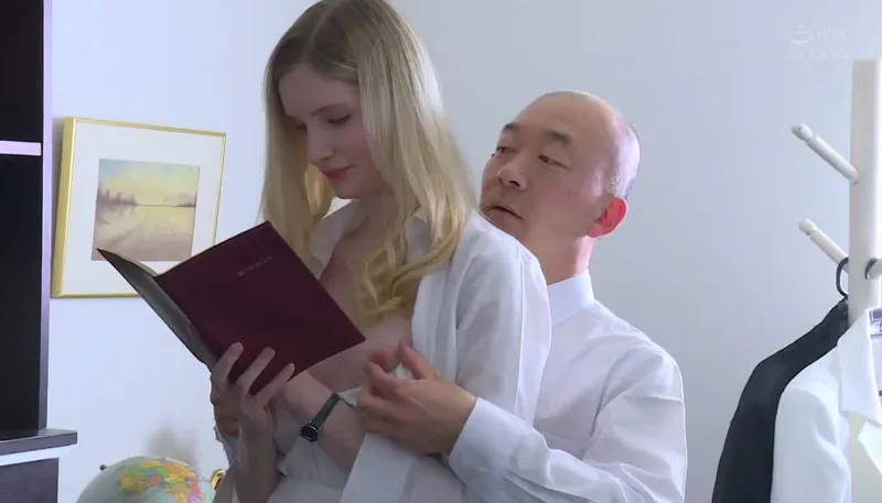 Bà xã chấp nhận làm người tình cho đối tác của ông xã để trả nợ