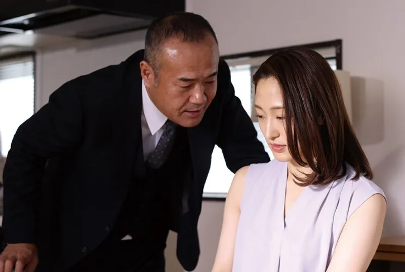 Chồng yêu dính bẫy của tiền bối mất cô vợ lúc nào không hề hay biết